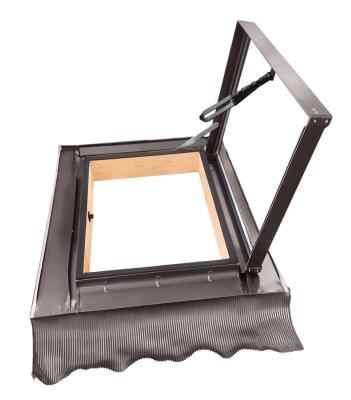 картинка Мансардный люк Designo R27 WDL, однокамерный, с окладом EDZSBL для профилированной кровли (до 5см), левое открытие, дерево, 45*60